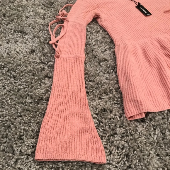 Express Sweater - Belle Sleeve - Picture 3 of 4